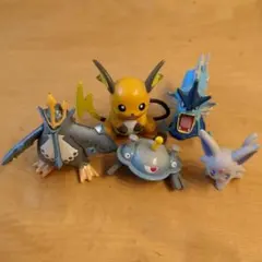 【レア】【廃盤品】初期ポケモン　モンコレ　伝説　11体 レア】【廃盤品】初期ポケモン モンコレ 伝説 11体 - メルカリ