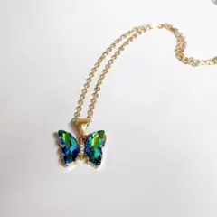 No.113 butterfly shimmer necklace：ネックレス