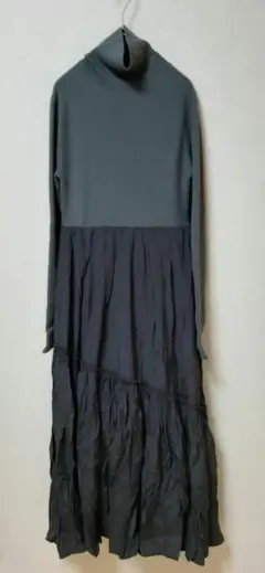 ミラオーウェン　ニットドッキングワッシャープリーツワンピース　チャコールグレー