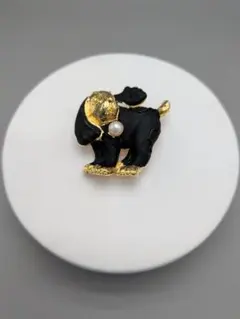 あこや真珠 犬モチーフ ブローチ｜ブラック×ゴールド パール ピンブローチ