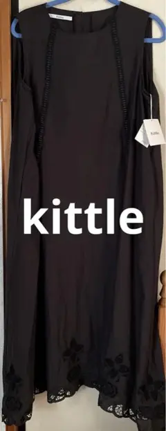 新品タグ付き　kittle 黒　レース使いノースリーブワンピース