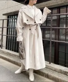 ジレにもショートトレンチにも/大人可愛いトレンチコート アイボリー