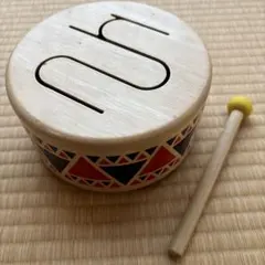 plantoys 木の太鼓　おもちゃのサムネイル