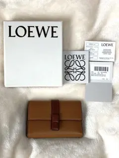 ロエベ バーティカルウォレット　スモール　ライトキャラメル