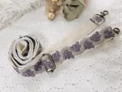 人気　ラスト　インド刺繍リボン　ショルダー紐　スマホ　ストラップ　紫　送料込