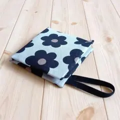 持ち手付き　携帯ティッシュケース　ボックスティッシュ　北欧風花柄　 591