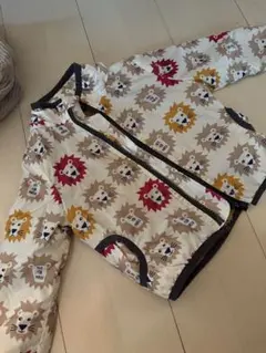 futafuta ライオン柄 アウター 95