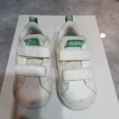 adidas ベルト付きスニーカー ホワイト/グリーン