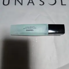 イドゥラ　ビューティー　マイクロ　リップ　セラム