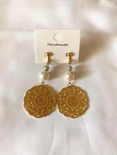 【ハンドメイド イヤリング】ゴールド系
