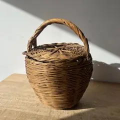 Item thumbnail for item 96e2582e-0c57-4fea-997b-df1ce96bc64f