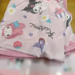 クロミ＆マイメロディ未使用冷感ケット①ひざ掛け　サンリオ　お昼寝サイズのサムネイル