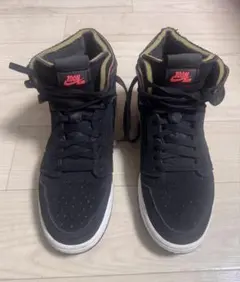 Nike Zoom Air ブラック ハイカットスニーカー