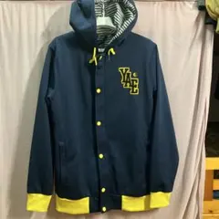 VOLCOM 볼콤 후드가 달린 지퍼 업 재킷 M사이즈