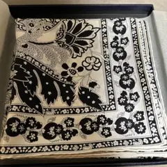 Brooks Brothers スカーフ 白黒ペイズリー柄　新品