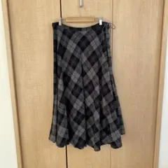 Item thumbnail for item b2b8e0e4-466e-435d-a489-a0393f8e4e5c