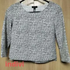 INDIVI クルーネックトップス 未使用に近いです(^^♪
