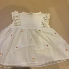 kid's zoo ホワイト ワンピース 90cm 春柄　お花　刺繍のサムネイル