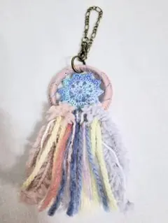 ハンドメイド ドリームキャッチャー キーホルダー 淡色パステル