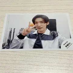 目黒蓮 公式写真 宇宙six