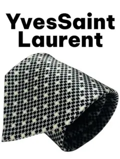 ⭐美品⭐　Yves Saint Laurent 幾何学模様 シルクネクタイ