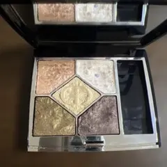 Diorディオール限定サンク クルール クチュール 549 ゴールデン　スノー