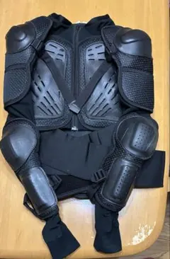 KOMINE&DFGバイク用 プロテクター セット 胸部 肩 肘 膝 すね - メルカリ