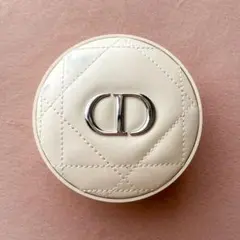 ディオールスキン フォーエヴァー クッション パウダー ラベンダー