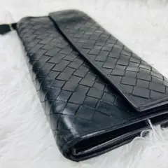美品　ボッテガヴェネタ 長財布 イントレチャート 黒 レザー　高級　イタリア製