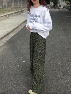 オリーブグリーン ヒョウ柄 ワイドパンツ