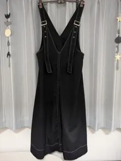 黒 サロペット Vネック デニム風