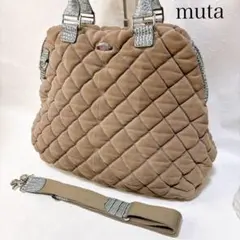 美品　muta 2way スエード キルティング ハンドバッグ 大容量 A4可のサムネイル