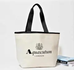 アクアスキュータム　トートバッグ