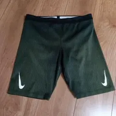 ナイキ　エアロスイフト　ハーフタイツM