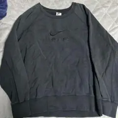 Nike ブラック スウェットシャツ