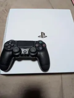 PlayStation 4 ホワイト 本体と黒コントローラー