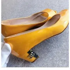 綺麗なイエロー♪ CHANEL シャネル パンプス サンダル