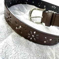 ダークブラウン 花柄 穴あきレザーベルト ウエスト 20cm〜100cm 対応
