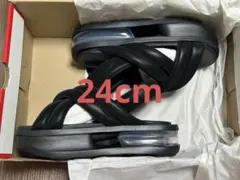 新品 NIKE エアマックスアイラ ブラック 新品 ナイキ サンダル24cm