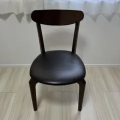黒いダイニングチェア