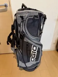 ogio ゴルフバッグのサムネイル