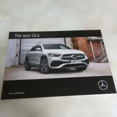 Mercedes-Benz GLA カタログのサムネイル