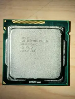 Intel Xeon E3-1280 CPU 本体