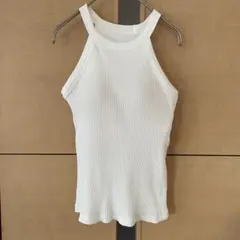 UNIQLO ホルターネックブラタンクトップ　ホワイト