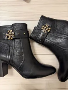 トリーバーチ　ショートブーツ22,５センチ　美品