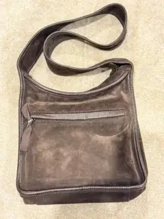 AMERICANA スエードショルダーバッグ ブラウン