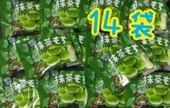 チロルチョコ　抹茶もち 14袋【70個】のサムネイル