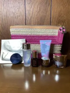 新品・未使用⭐︎ESTEE LAUDER⭐︎スキンケアトライアルセット ポーチ付
