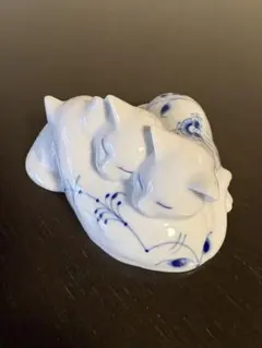 【美品】ロイヤルコペンハーゲンフィギュリン　ブルーパルメッテ 三匹の眠り猫 置物のサムネイル
