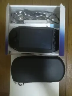 PS VITA 本体 Wi-Fiモデル ブラック PCH-2000 おまけつき